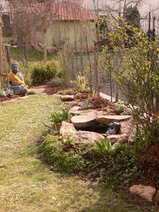 brunnen und rechts 004.JPG