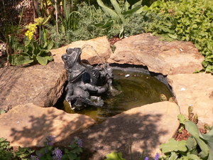 garten fertig April 14 001.JPG