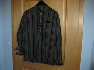 Trachtenhemd_grüngestreift2 (2) (640x480).jpg