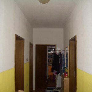 unser Flur - noch ohne Kratzsäule und Catwalk