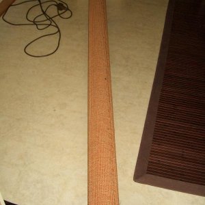 Säule mit Bodenbrett und Abschlussbrett